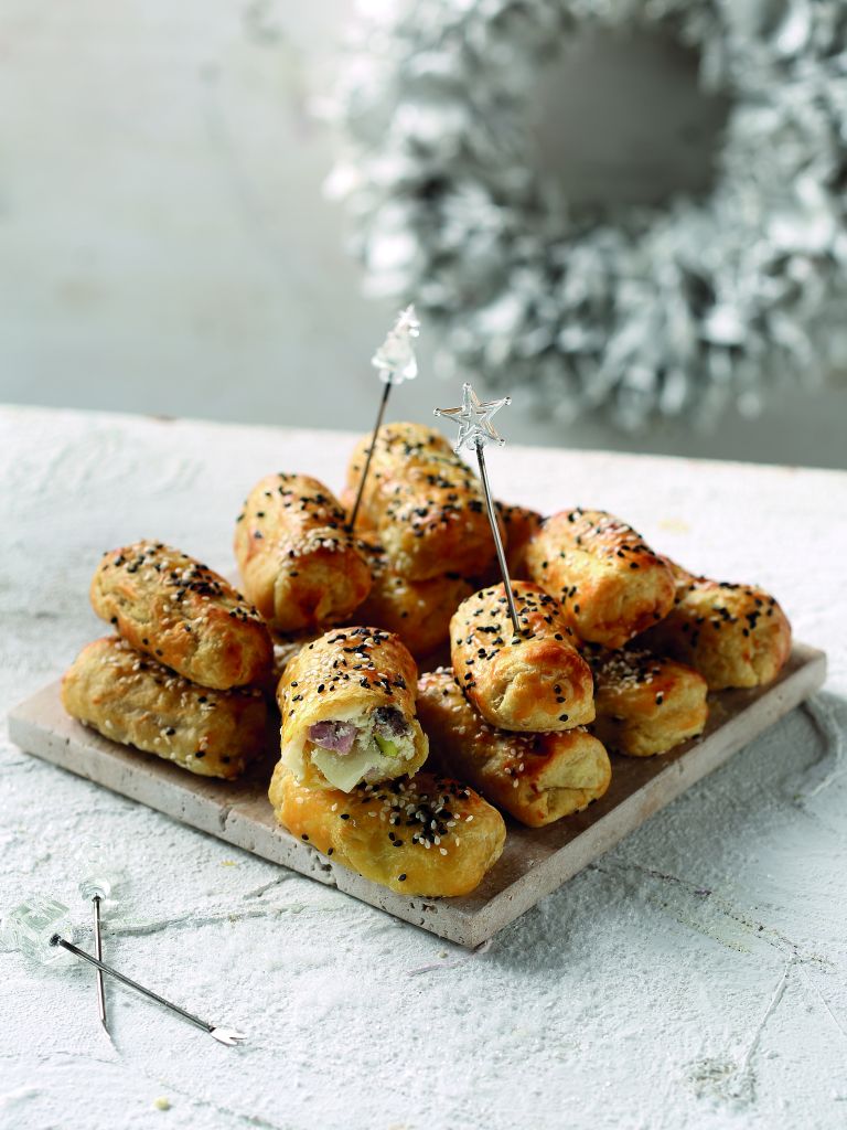 Φλογέρες με blue cheese και απάκι