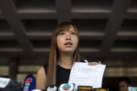 Χονγκ Κονγκ: Κόπηκαν από το Κοινοβούλιο δύο «άτακτοι» βουλευτές