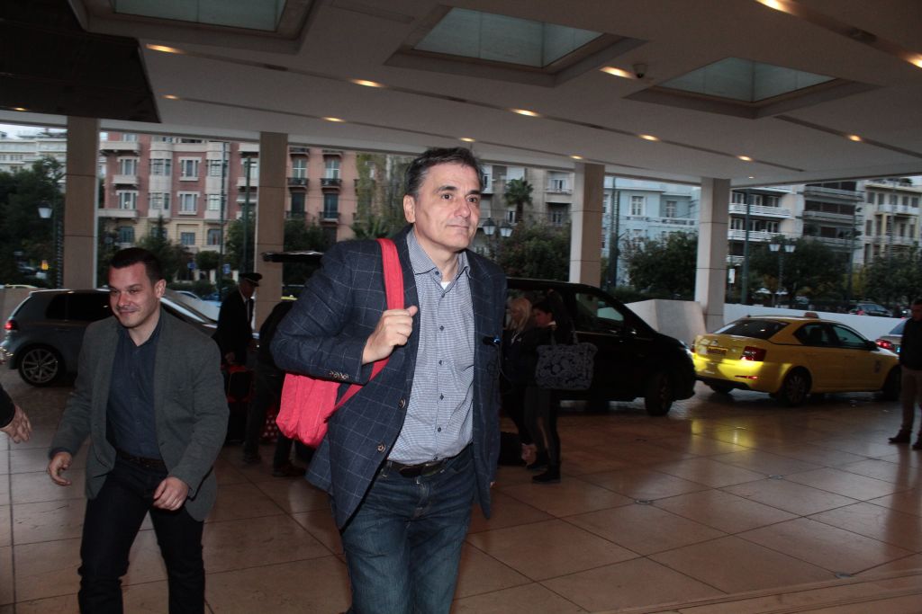 Critical bailout review negotiations over the weekend