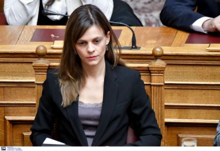 Achtsioglou travels to Brussels for talks on labor matters