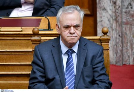 Δραγασάκης: Μήνυμα σταθερότητας μια θετική απόφαση στο Eurogroup