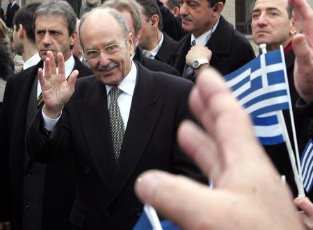 Βιβλίο συλλυπητηρίων στην Προεδρία για τον Κ.Στεφανόπουλο