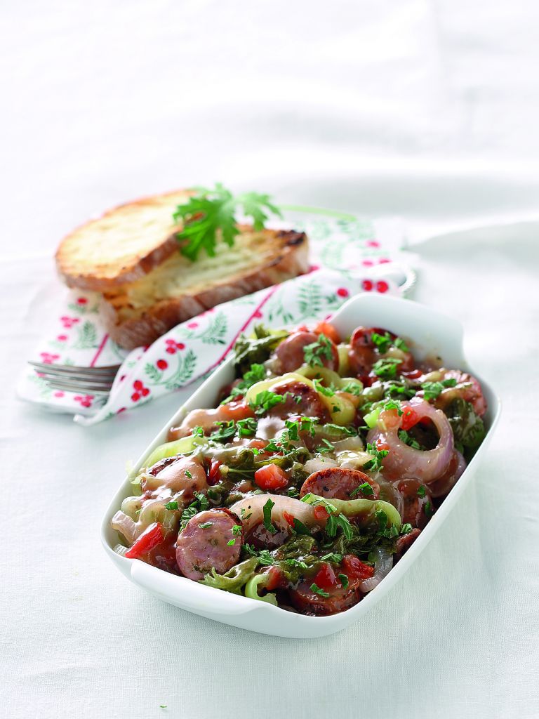 Χωριάτικο λουκάνικο με αρμπαρόριζα