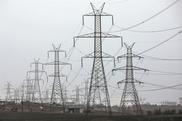 Κλιμακωτές επιδοτήσεις σε ρεύμα και αέριo