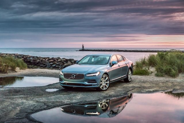 Volvo S90 T6 AWD: Εκρηκτικό κοκτέιλ