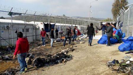 Asylum seekers to gradually be returned to Greece in 2017