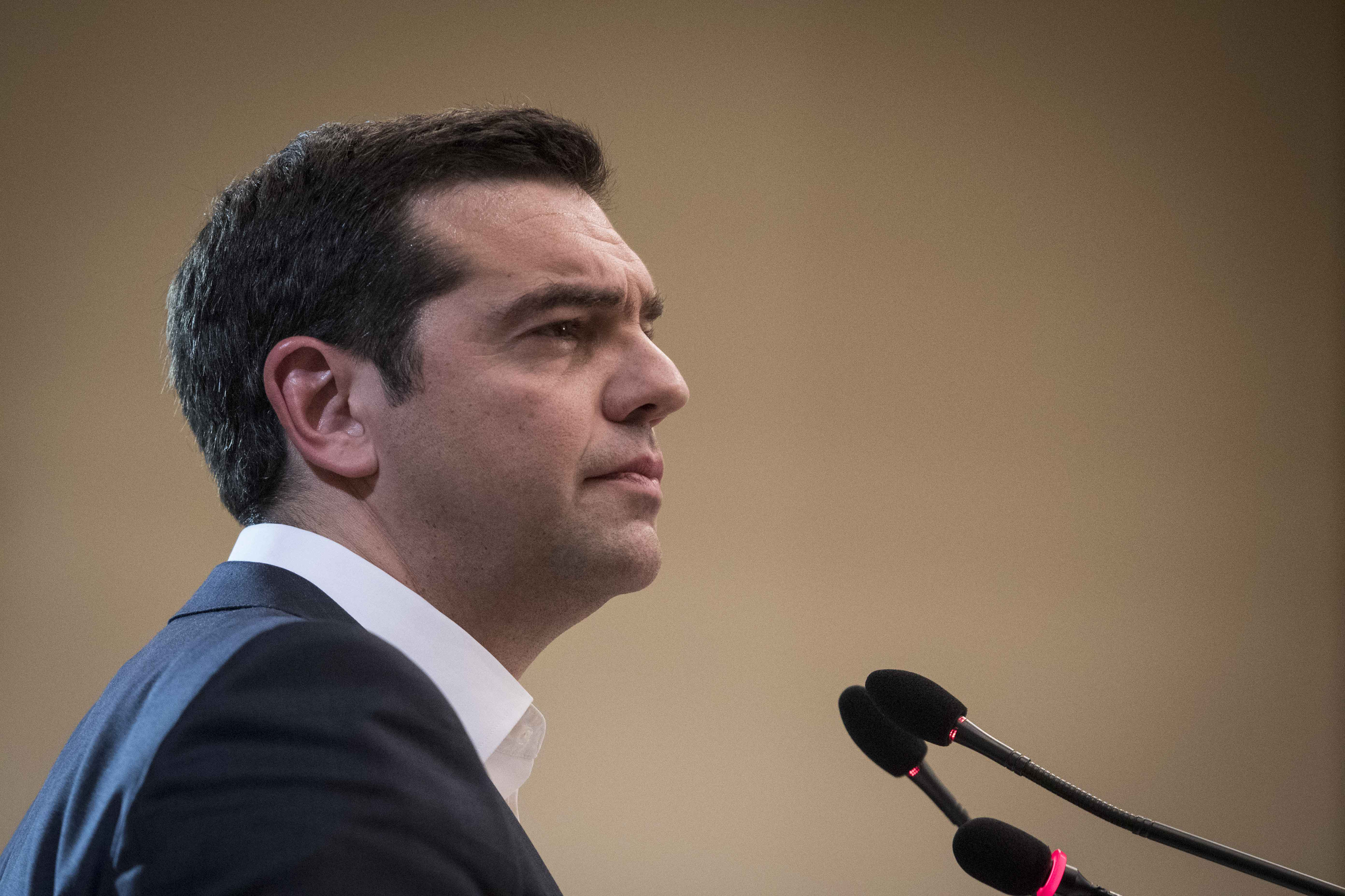 SZ: Ο Τσίπρας προσφέρει τη σωτηρία της Ελλάδας και της Ευρώπης