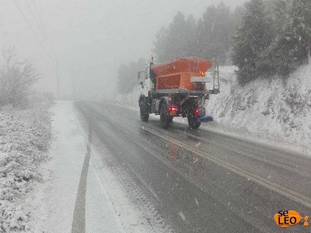 Snowfall blankets many areas in the north of Greece