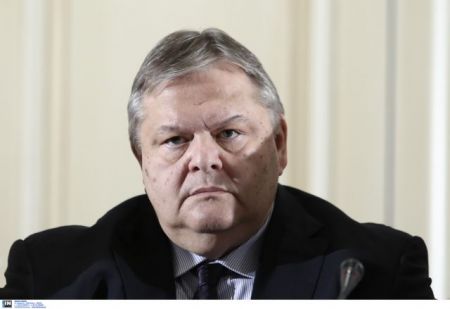 Βενιζέλος: Να μη συμβάλλουμε στην κλιμάκωση της έντασης με Τουρκία