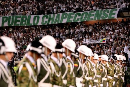 Συντριβή στην Κολομβία: Η έρευνα εξετάζει αν το αεροσκάφος έμεινε από καύσιμα