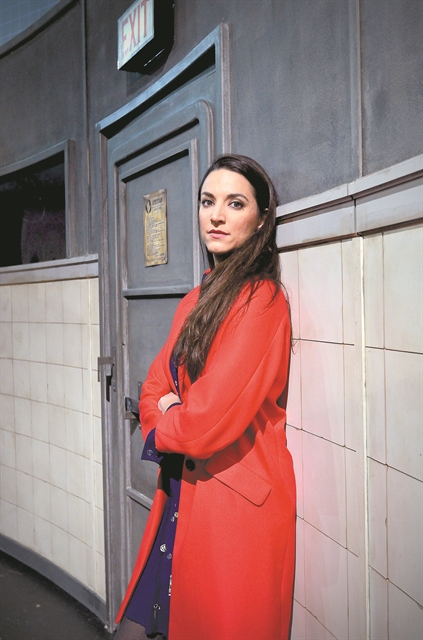 Γυναίκα στο τιμόνι