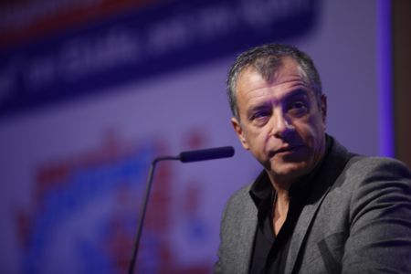 Σταύρος Θεοδωράκης: «Δεν είναι λύση τώρα οι εκλογές»