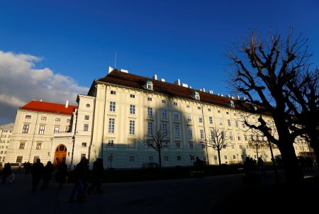 Πολιορκία της Βιέννης: Η Αυστρία ψηφίζει – Η ακροδεξιά στο κατώφλι της προεδρίας