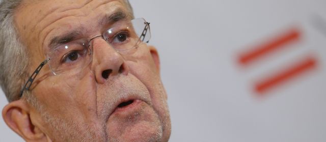 Η πικρή γεύση της νίκης του πατριώτη Βαν ντερ Μπέλεν-η ακροδεξιά απειλεί