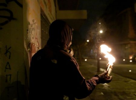 Νέες επιθέσεις με μολότοφ κατά αστυνομικών στα Εξάρχεια