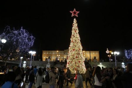 Mayor Kaminis to turn on Christmas lights in Athens