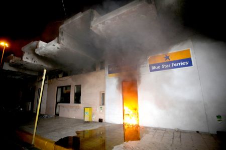 Κρήτη: Αγρότες εναντίον ναυτεργατών στο λιμάνι του Ηρακλείου