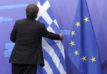 Brussels ‘surprised’ by Tsipras proclamation on benefits