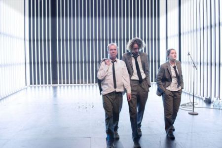 Η επιστροφή του «Ξένου»