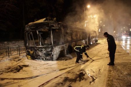 Διμοιρία των ΜΑΤ στην Πατησίων μετά τις επιθέσεις στα τρόλεϊ