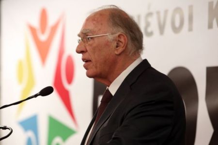 Λεβέντης: Η Ελλάδα τα υπογράφει όλα και παραδίδεται αμαχητί