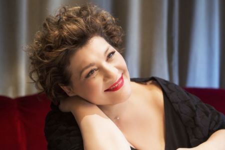 Η Γιώτα Νέγκα στην Τεχνόπολη για μια καλοκαιρινή συναυλία