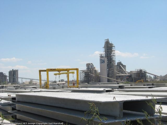 Ελ Ντοράντο οι ΗΠΑ για τα μεγέθη της Τιτάν