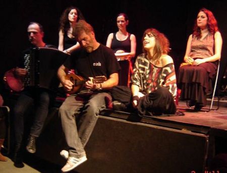 Oι Encardia και Terra Voce «Αυτοπροσώπως» στον Νίκο Θρασυβούλου