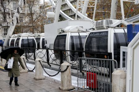 Ξηλώνουν εντελώς την ρόδα από το Σύνταγμα