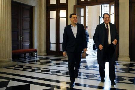 Στην Κύπρο πάλι ο Τσίπρας για το Κυπριακό