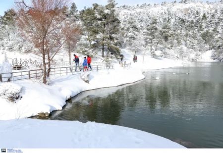 Υποχωρεί σταδιακά η κακοκαιρία σε όλη τη χώρα