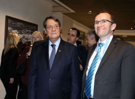 «Πάγος» από τη Λευκωσία στον μεσολαβητή και τη διαπραγμάτευση