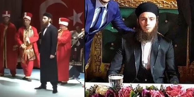Τουρκία: Με γενίτσαρους και λάβαρo του Ισλαμικού Κράτους ο γάμος γνωστού ποδοσφαιριστή