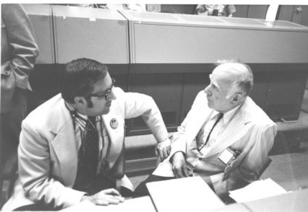 Ξεπλένοντας Ναζί