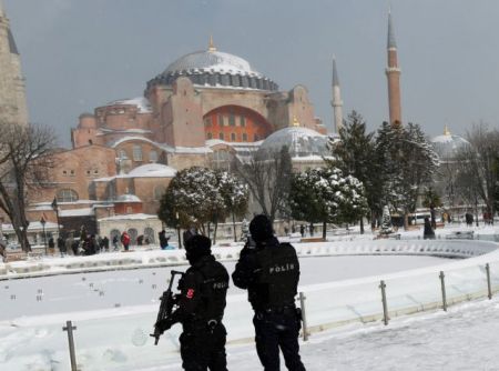 Τουρκία: Πυροβολισμοί έξω απο αστυνομικό τμήμα στην Γκαζιαντέπ
