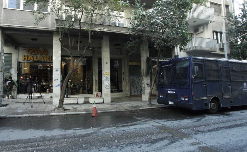 Οι ύποπτοι της Επαναστατικής Αυτοάμυνας για την επίθεση στην κλούβα των ΜΑΤ