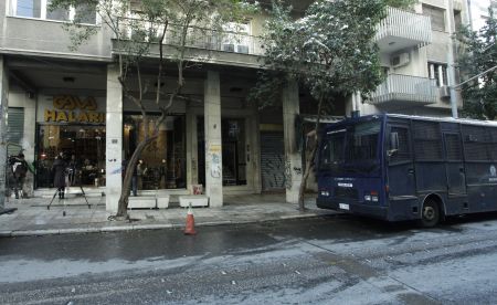 Οι ύποπτοι της Επαναστατικής Αυτοάμυνας για την επίθεση στην κλούβα των ΜΑΤ