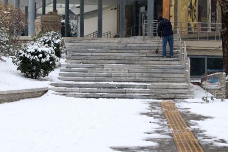 Σε ποιους δήμους θα παραμείνουν κλειστά τα σχολεία την Πέμπτη