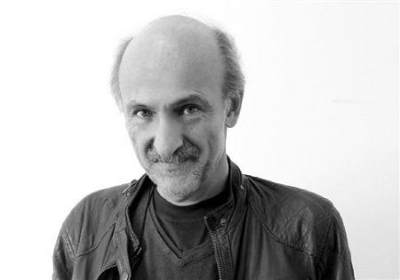 Κύμα συμπαράστασης στον γελοιογράφο Ανδρέα Πετρουλάκη