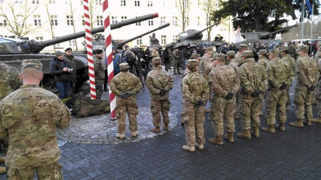 Αμερικανική ταξιαρχία σε πολωνικό έδαφος με το «βλέμμα» στη Ρωσία