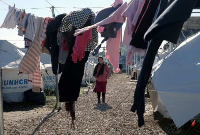 Ευρωβουλή: Καταγγελίες περί κακοδιαχείρησης πόρων για το προσφυγικό στην Ελλάδα