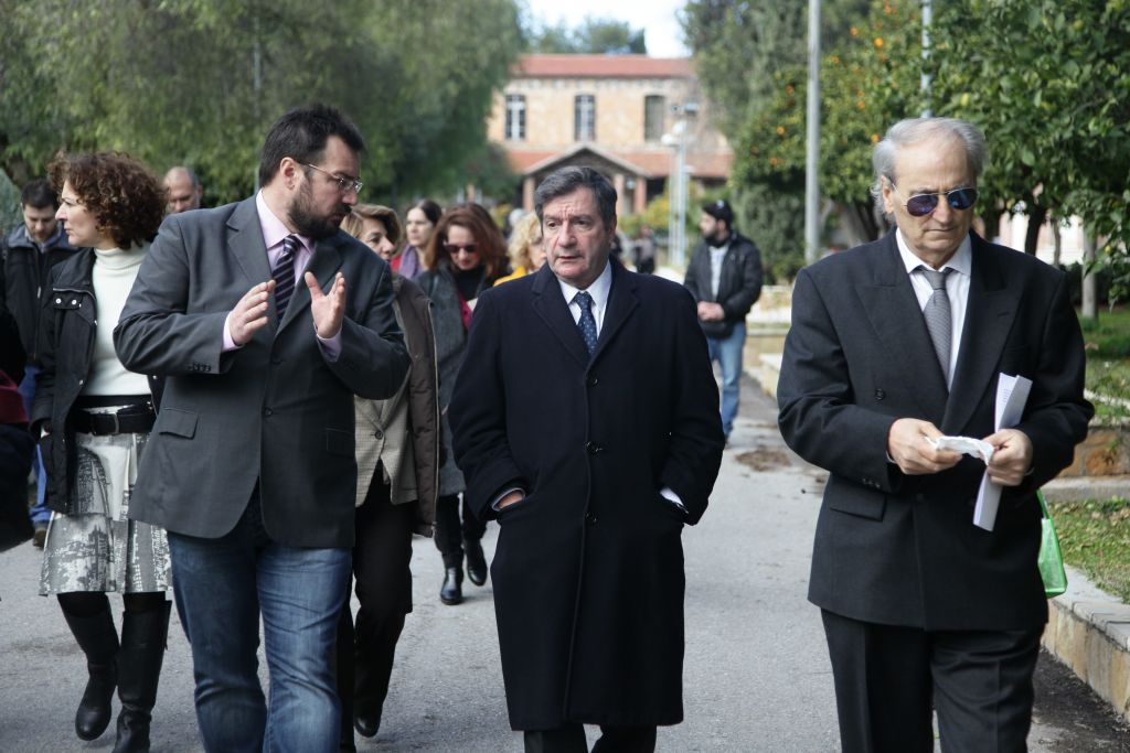 Ο Δήμος Αθηναίων αναλαμβάνει τη σίτιση στο Γηροκομείο Αθηνών