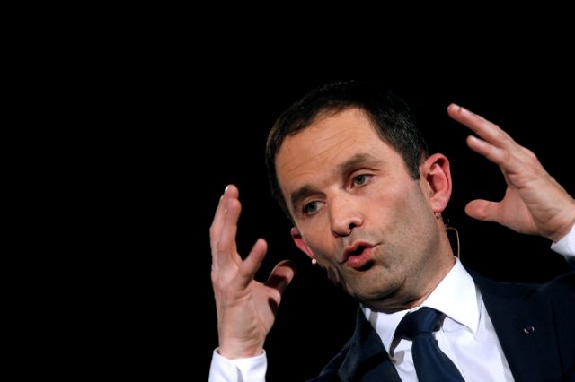 Μπενουά Αμόν: Από αουτσάιντερ φαβορί για την ηγεσία των γάλλων Σοσιαλιστών