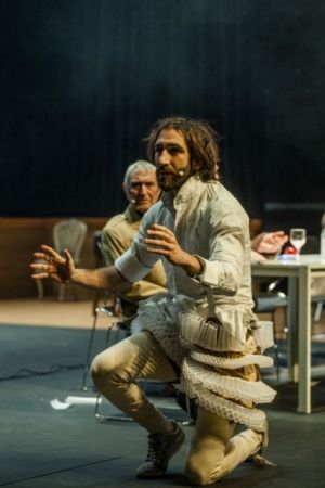 Χάρης Φραγκούλης: «Υποφέρουμε από πολλή εξυπνάδα και χρησιμότητα»