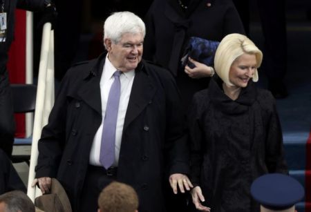 Κανείς δεν χάνεται επί Τραμπ, αν και κάποιοι θα έκαναν και Πάπα να ντραπεί