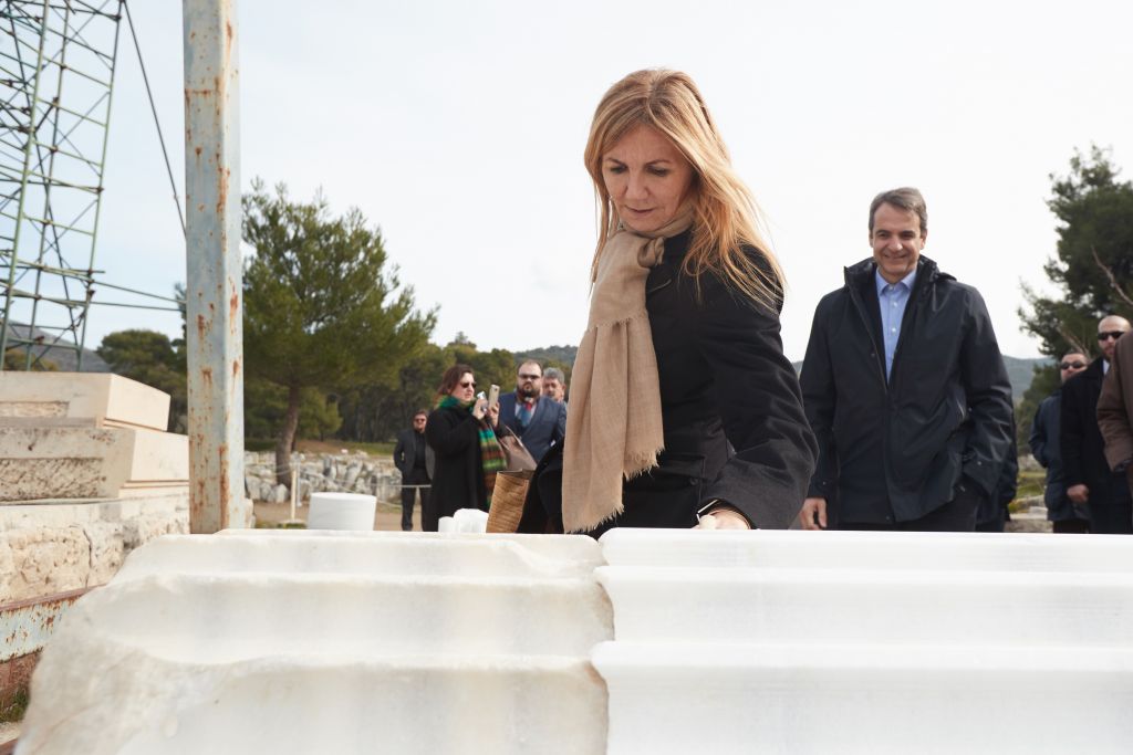 Ενα… γκάλοπ για την Μαρέβα