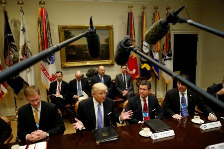 Ο Τραμπ έτοιμος να υπογράψει την αποχώρηση των ΗΠΑ από την συμφωνία TPP