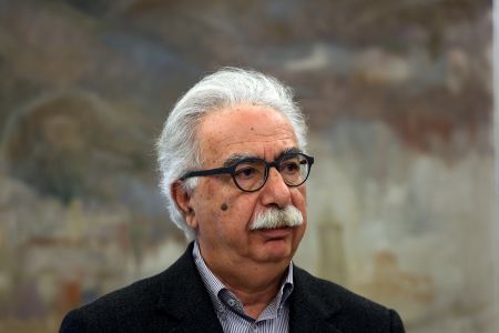 Ενοποίηση ειδικοτήτων και ψαλίδι στις αποσπάσεις μελετά το υπουργείο Παιδείας