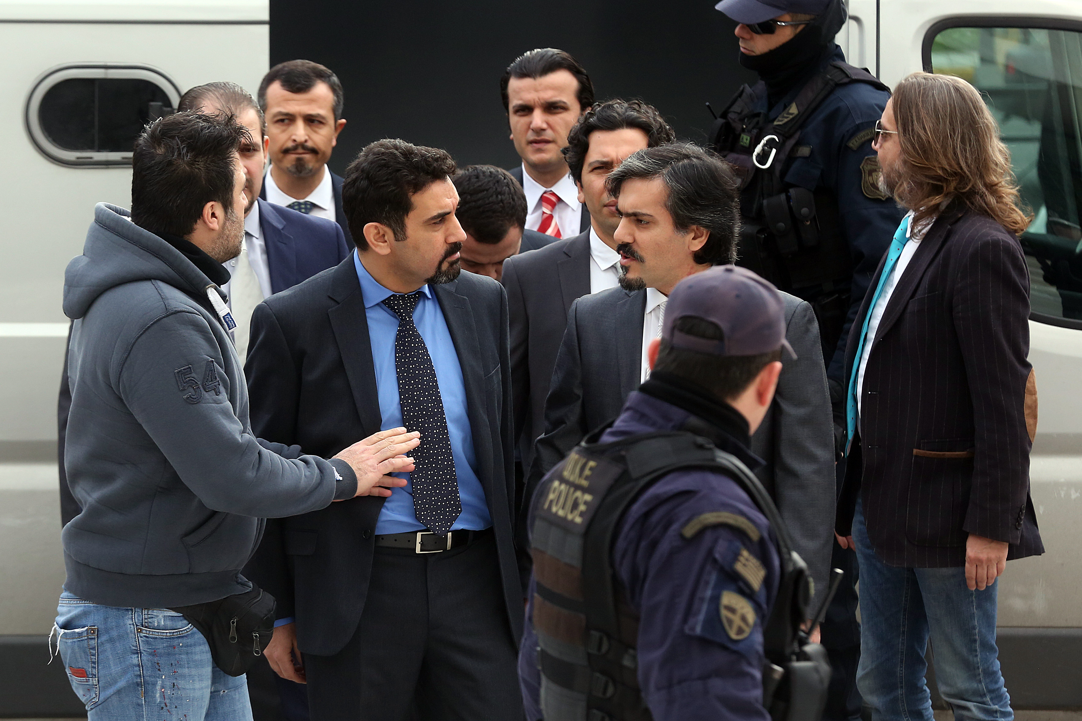 Asylum application of Turkish officer of Kurdish descent a J’accuse! against Erdogan