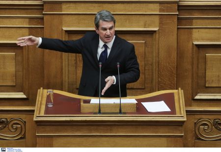 Λοβέρδος: Οι εργαζόμενοι του ΔΟΛ δεν μας χρειάζονται πια ως εθνική αντιπροσωπεία